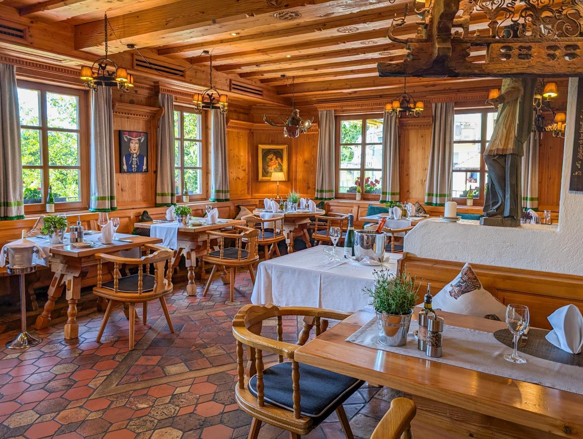 Hotel Restaurant Vinothek Lamm Bad Herrenalb Kültér fotó