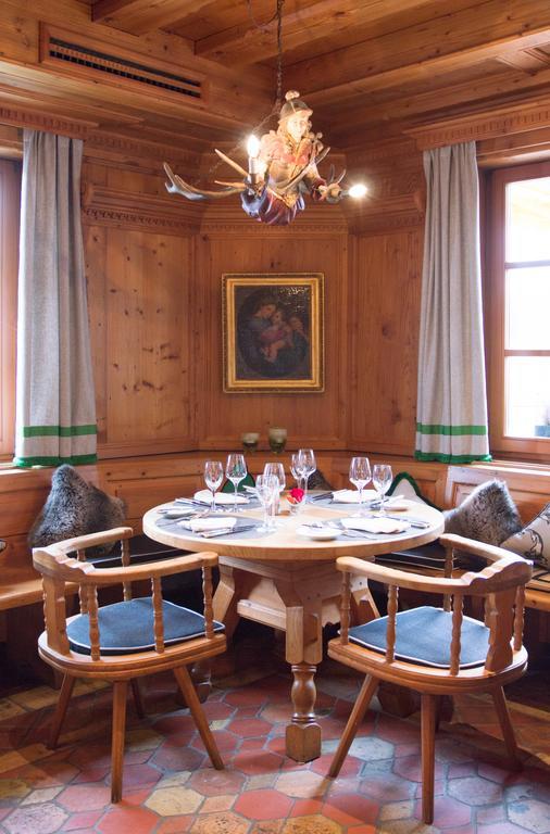 Hotel Restaurant Vinothek Lamm Bad Herrenalb Kültér fotó