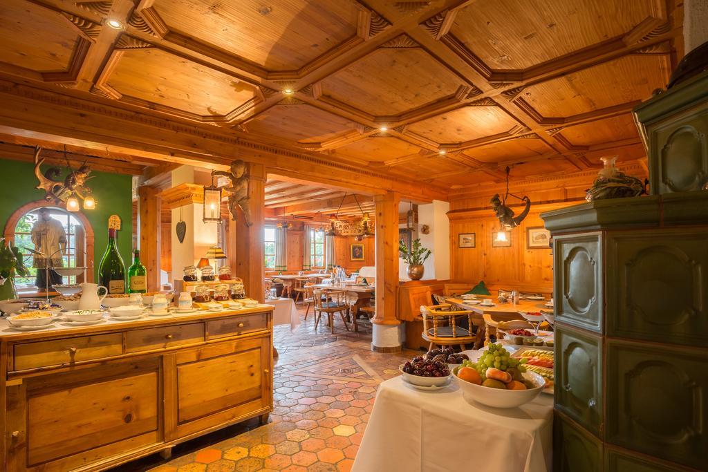 Hotel Restaurant Vinothek Lamm Bad Herrenalb Kültér fotó